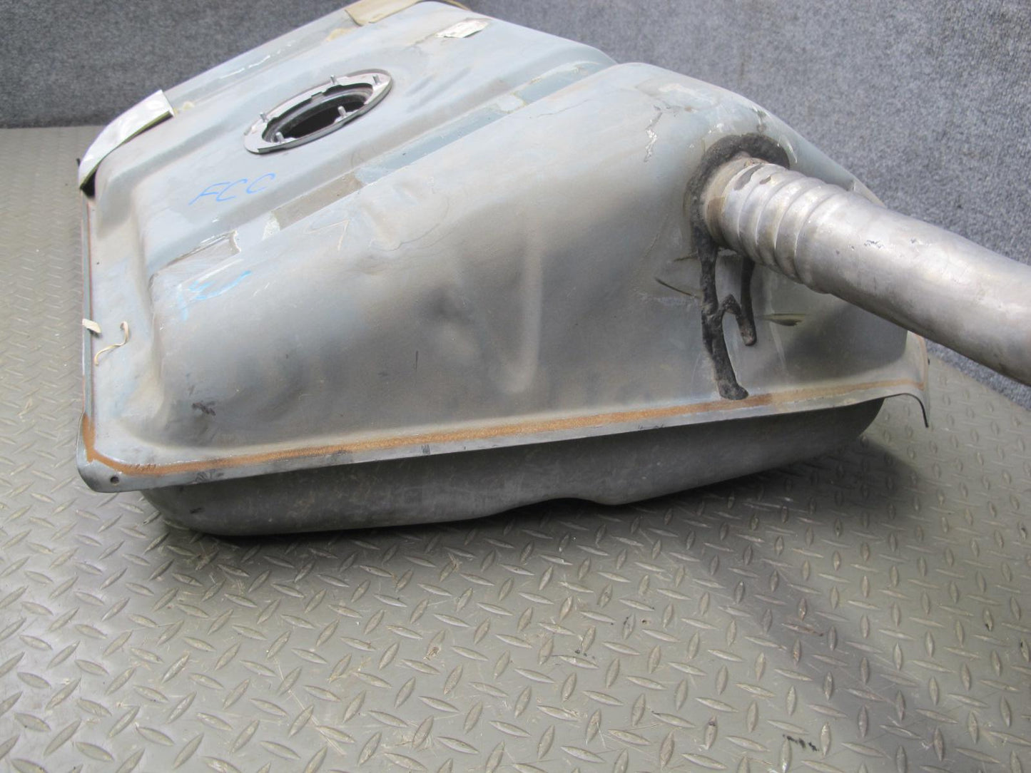 1998 Chevrolet Camaro Z28 Gas Fuel Tank Filler Neck Assembly OEM