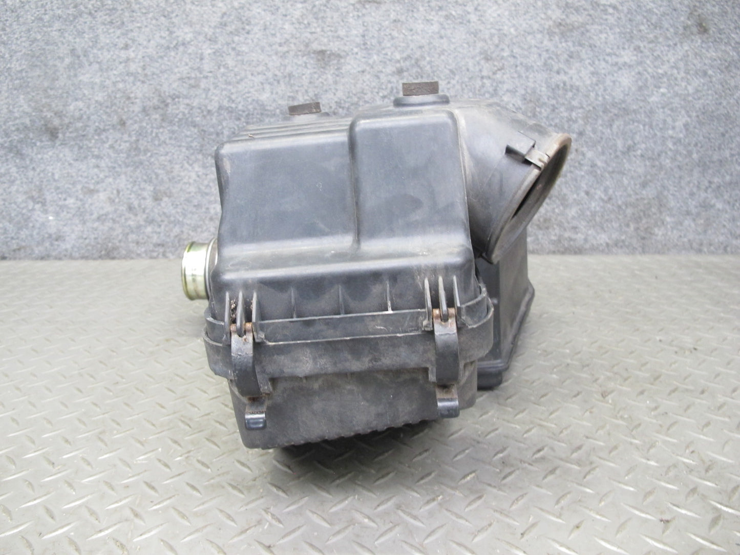 91-92 Toyota SW21L MR2 2.2L 5SFE Air Intake Cleaner Filter Box Resonator OEM