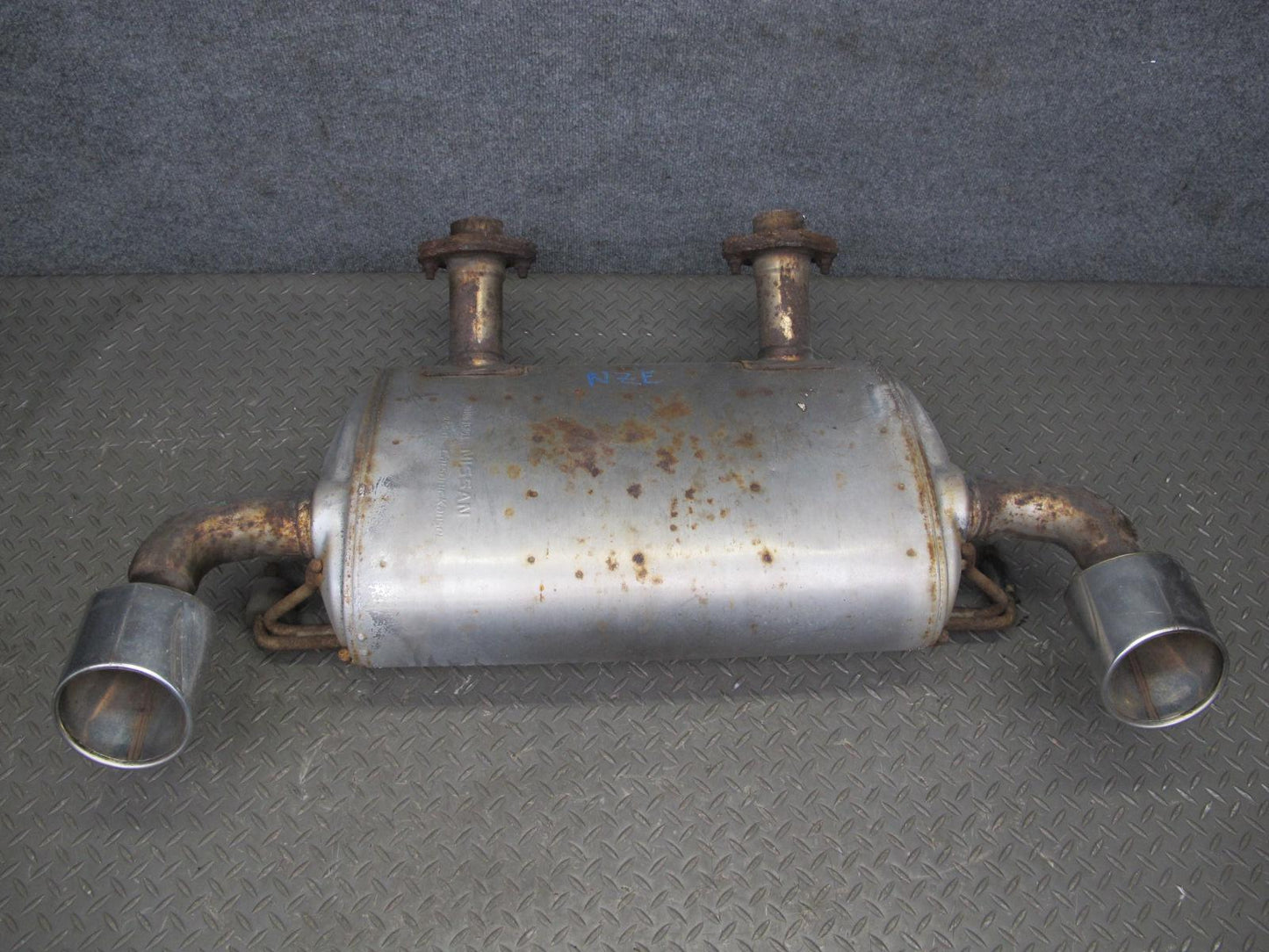 09-12 Nissan Z34 370Z Rear Exhaust Muffler w Tips Assembly 20100-1EH0A OEM