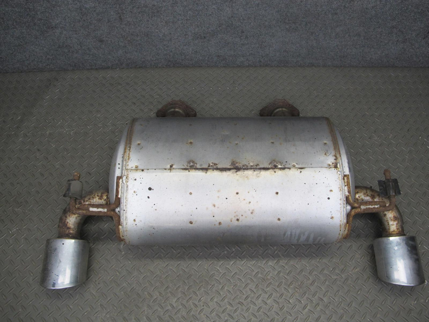 09-12 Nissan Z34 370Z Rear Exhaust Muffler w Tips Assembly 20100-1EH0A OEM