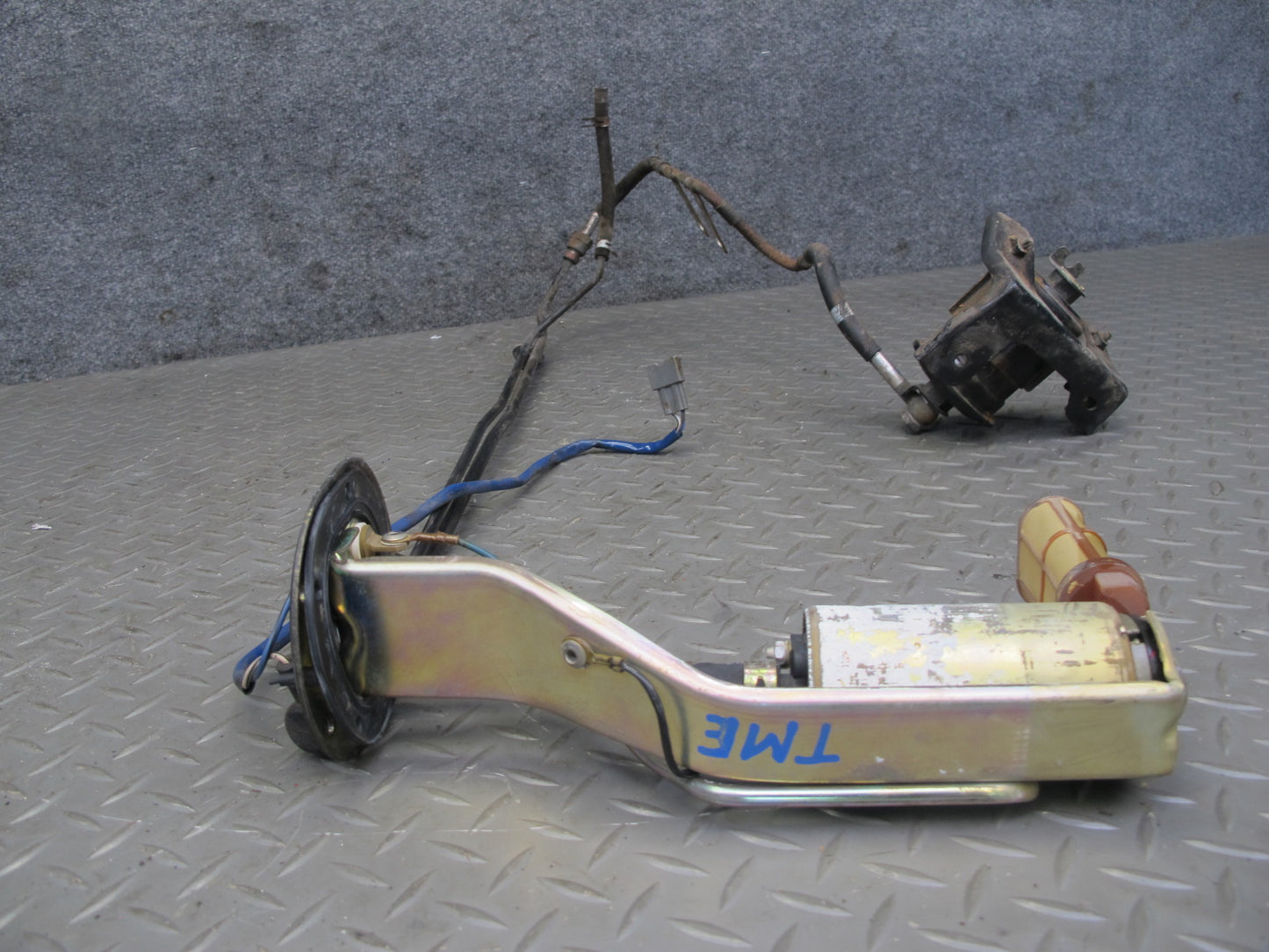 91-95 Toyota SW21L MR2 5SFE NON Turbo Fuel Pump w Hose Pipe Line & Filter OEM