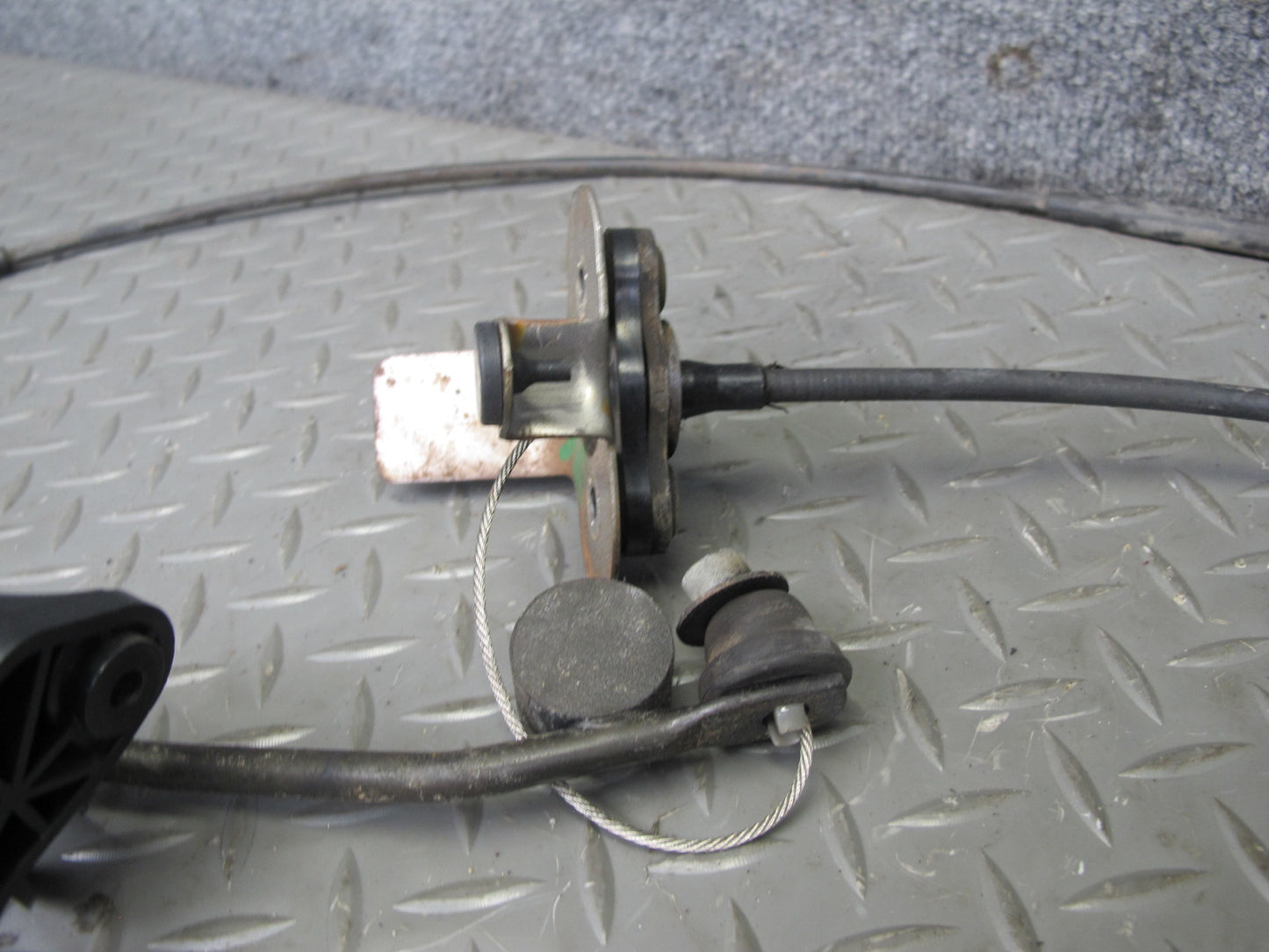 91-95 Toyota SW21L MR2 NON Turbo 5SFE A/T Accelerator Gas Pedal w Cable OEM