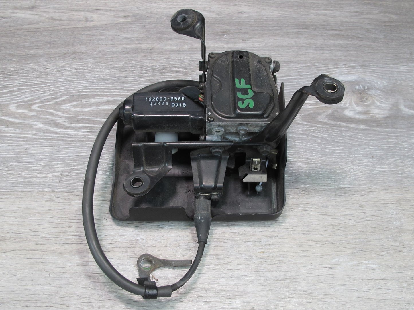 92-96 Lexus UZZ30L SC400 Cruise Control Actuator w Cable & Cover Assembly OEM