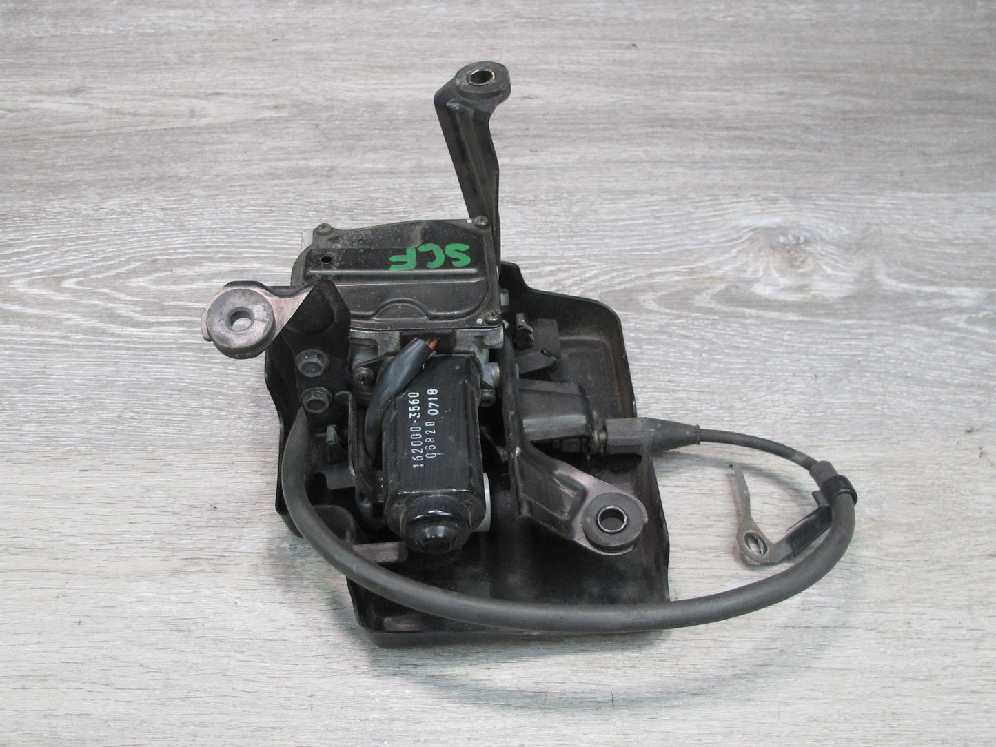 92-96 Lexus UZZ30L SC400 Cruise Control Actuator w Cable & Cover Assembly OEM