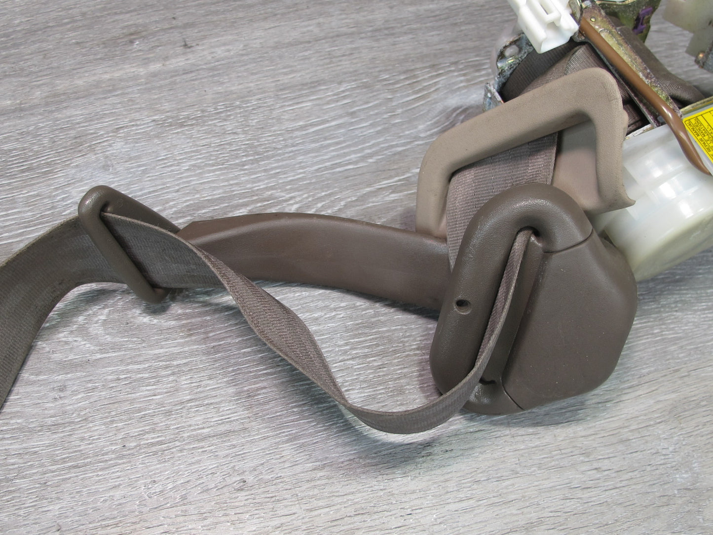 92-96 LEXUS SC300 SC400 FRONT LEFT DRIVER SIDE SEATBELT RETRACTOR OEM