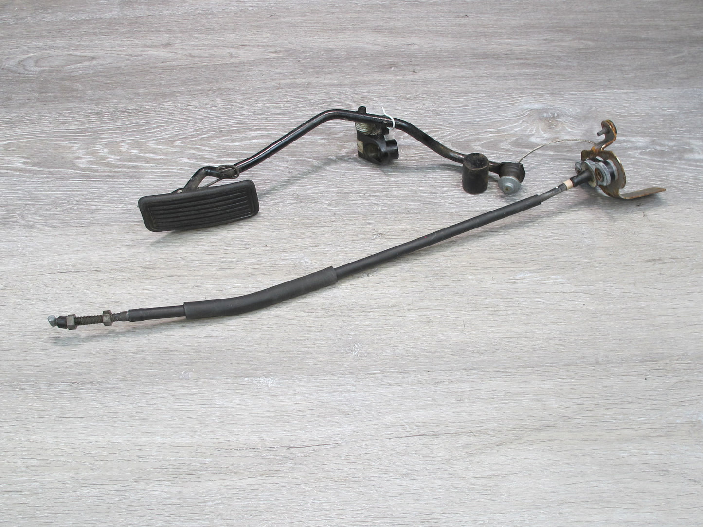 92-00 Lexus UZZ30L SC300 SC400 Gas Acceleration Pedal w Cable OEM
