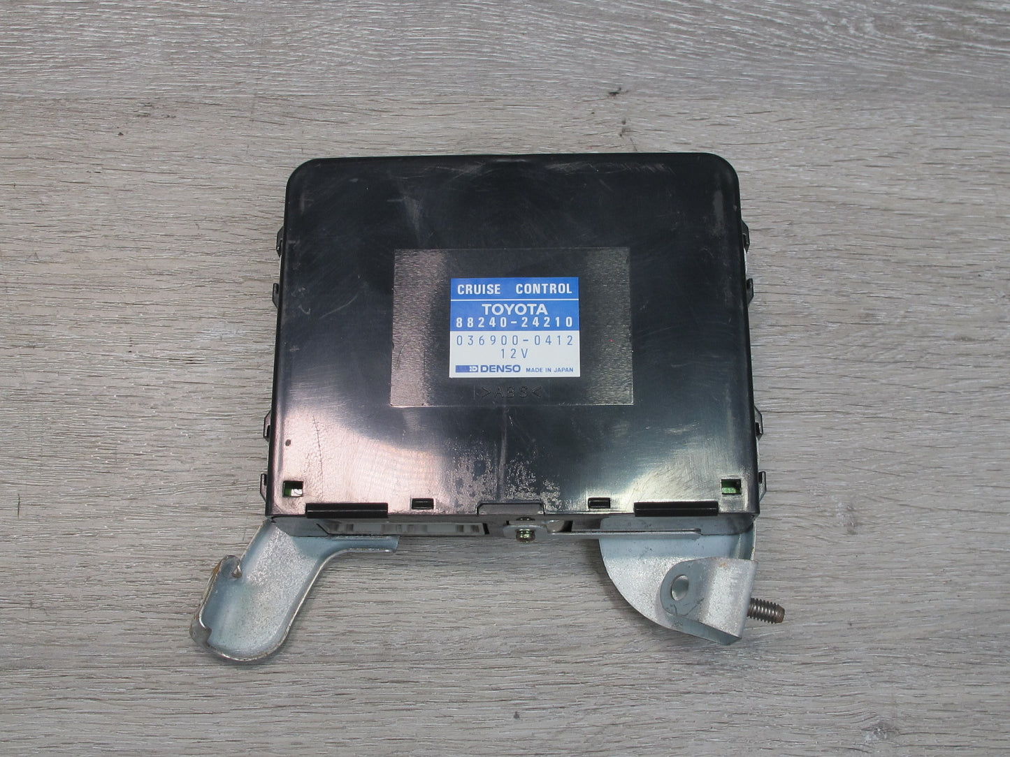 92-96 Lexus UZZ30L SC400 Cruise Control Module Unit 88240-24210 OEM