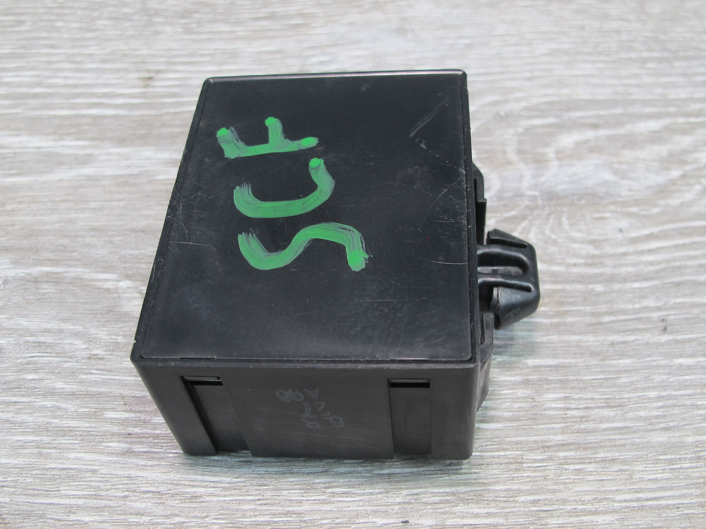 95-97 Lexus UZZ30L SC300 SC400 Lamp Failure Control Module 89373-24130 OEM