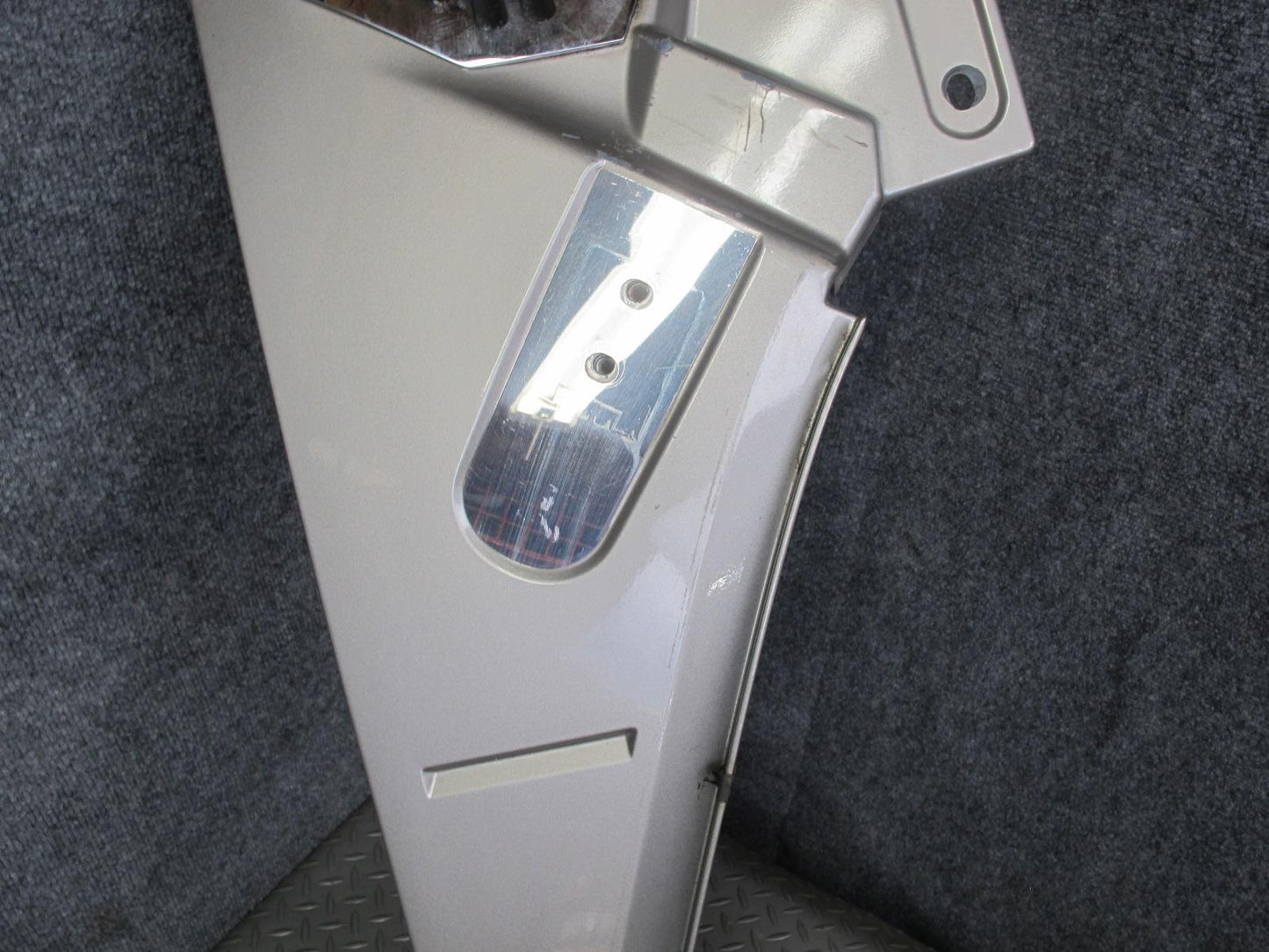 2003-2009 Hummer H2 Front Right Passenger Side Fender Shell Cover Panel Pewter