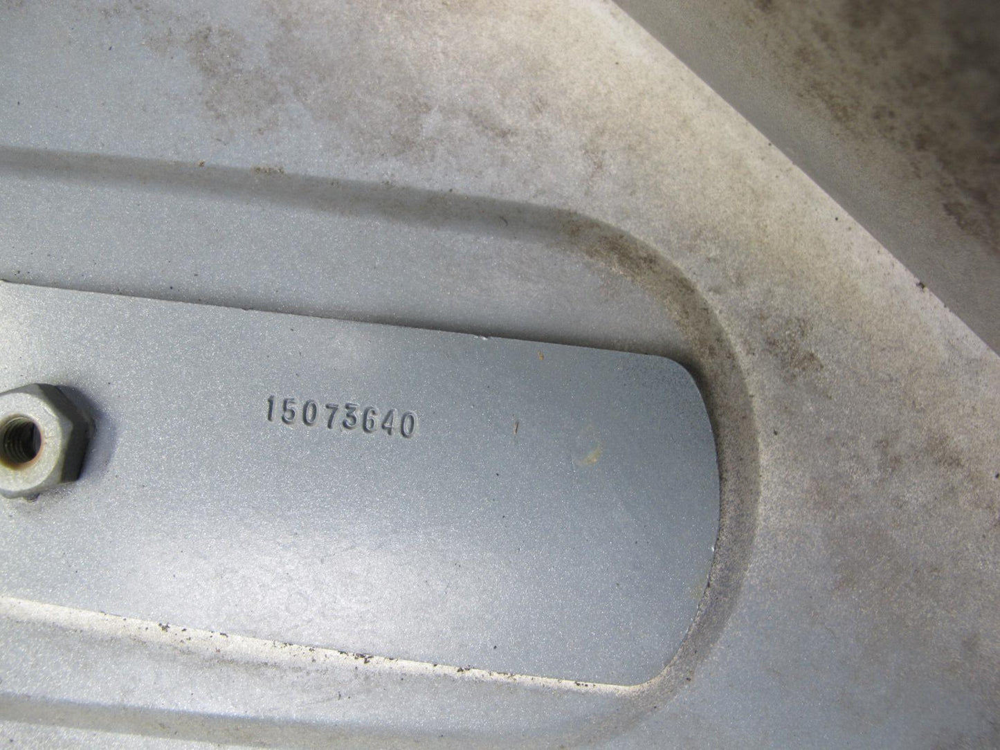 2003-2009 Hummer H2 Front Right Passenger Side Fender Shell Cover Panel Pewter