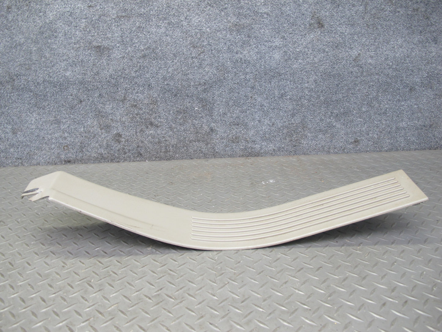 2003-2009 Hummer H2 Rear Right & Left Side Door Scuff Sill Plate Trim Panel Set