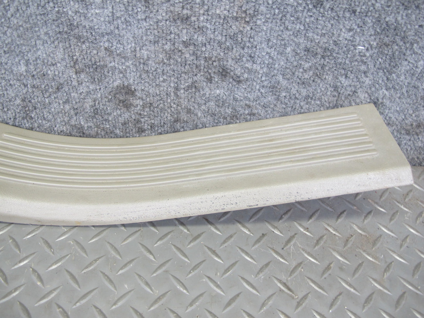2003-2009 Hummer H2 Rear Right & Left Side Door Scuff Sill Plate Trim Panel Set