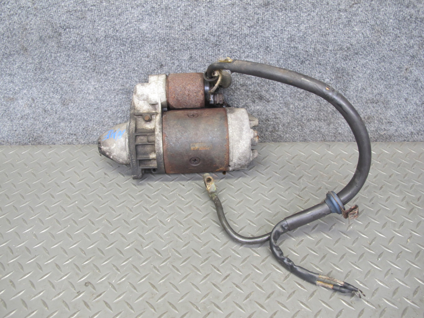81-85 Mercedes W123 300D Engine Starter Motor OEM