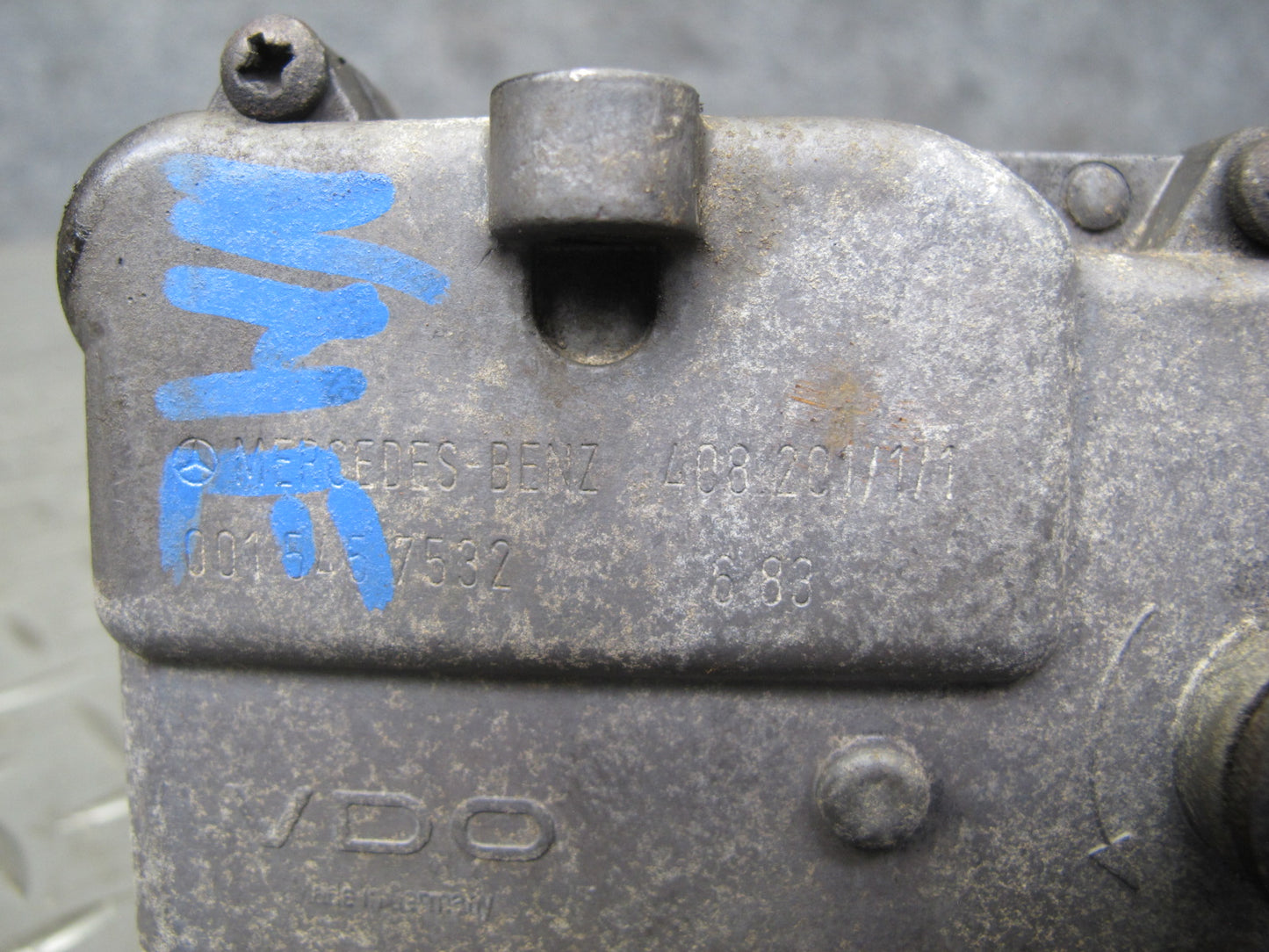 81-85 Mercedes W123 300D Cruise Control Servo Actuator Motor OEM