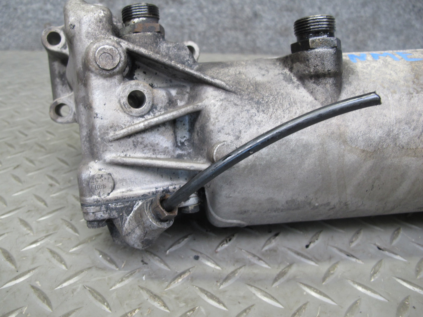 81-85 Mercedes W123 300D Turbo Diesel Engine Oil Filter Housing OEM