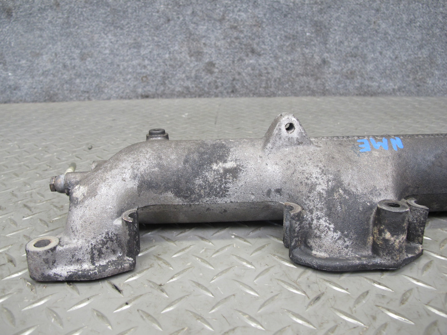 82-85 Mercedes W123 300D 617.952 Diesel Engine Intake Manifold 6170980307 OEM