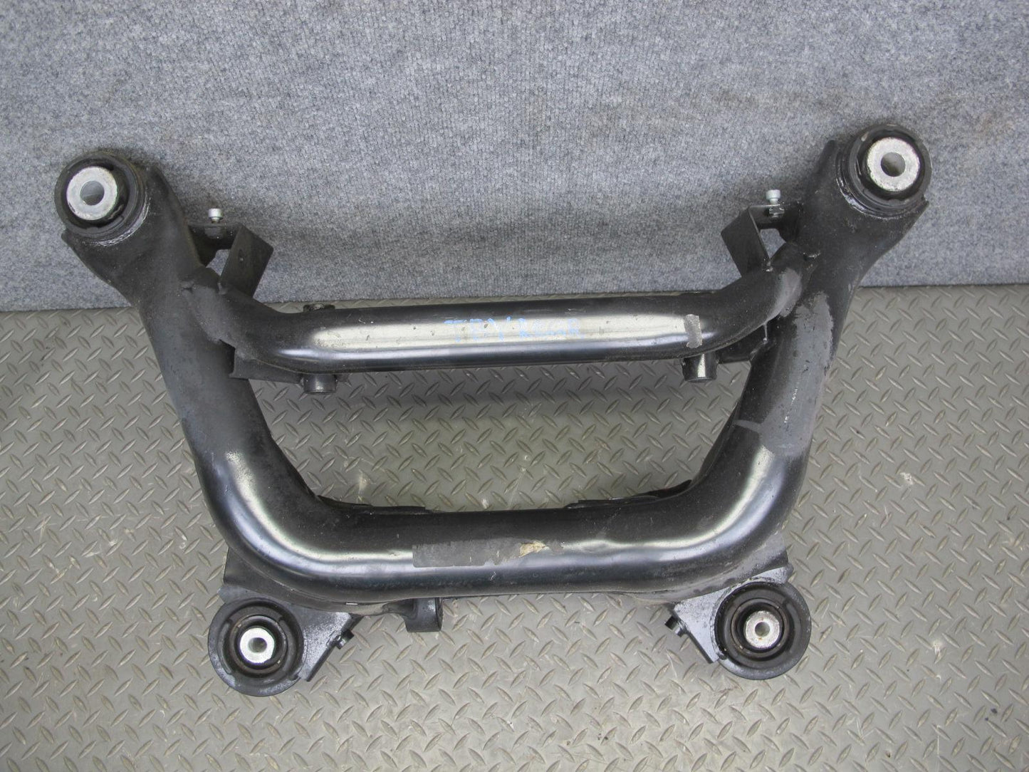 2001-2006 BMW E46 M3 Rear Suspension Sub Frame Crossmember Carrier Cradle
