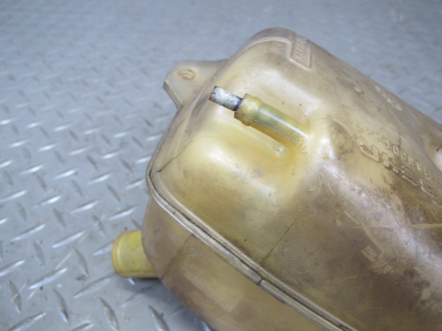 81-85 Mercedes W123 Engine Coolant Expansion Overflow Reservoir Tank