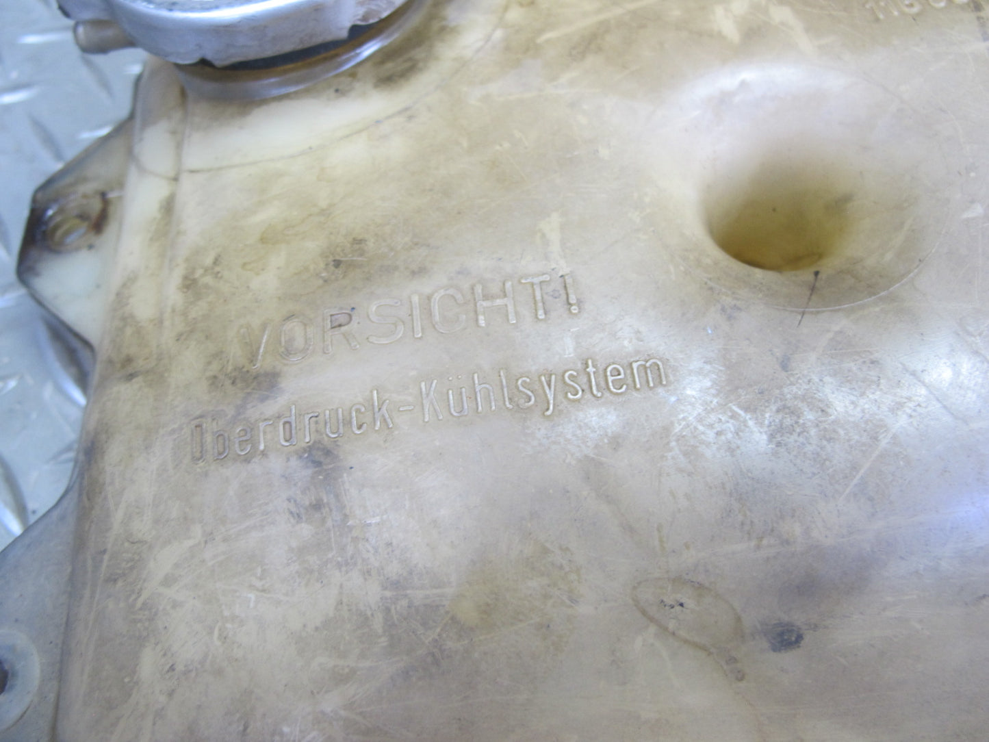 81-85 Mercedes W123 Engine Coolant Expansion Overflow Reservoir Tank