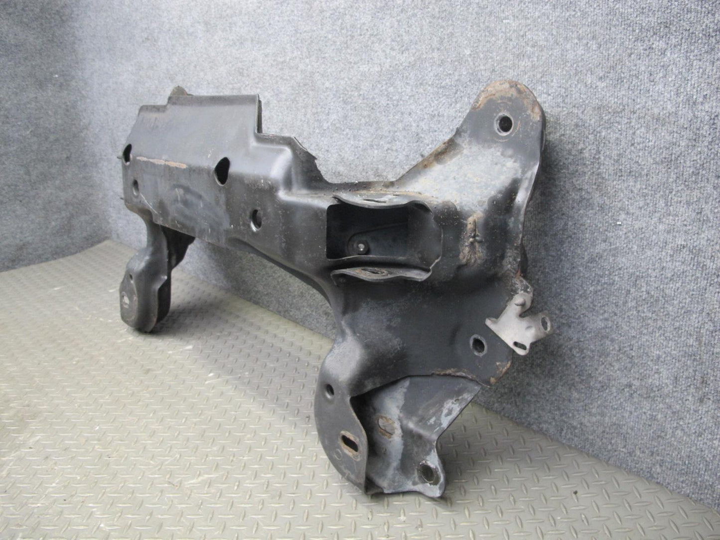 98-02 Chevrolet Camaro Coupe LS1 5.7L Front Suspension Subframe Crossmember OEM
