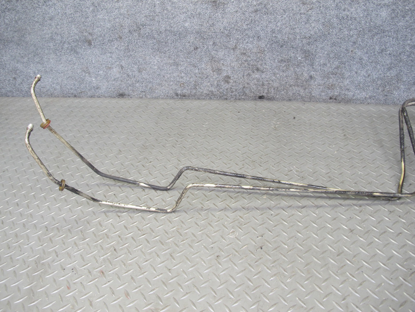 1998 Chevrolet Camaro 4L60E A/T Auto Transmission Oil Cooler Hose Pipe Line OEM