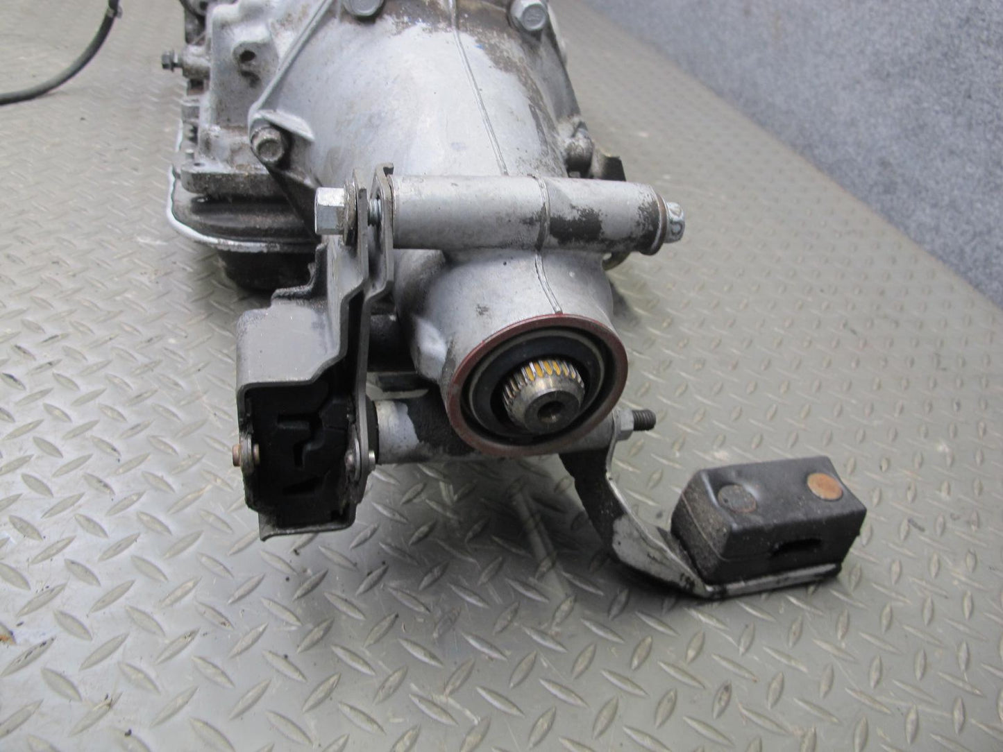 98-00 Chevrolet Camaro Z28 LS1 5.7L 4L60E 4-SPEED Automatic Transmission OEM