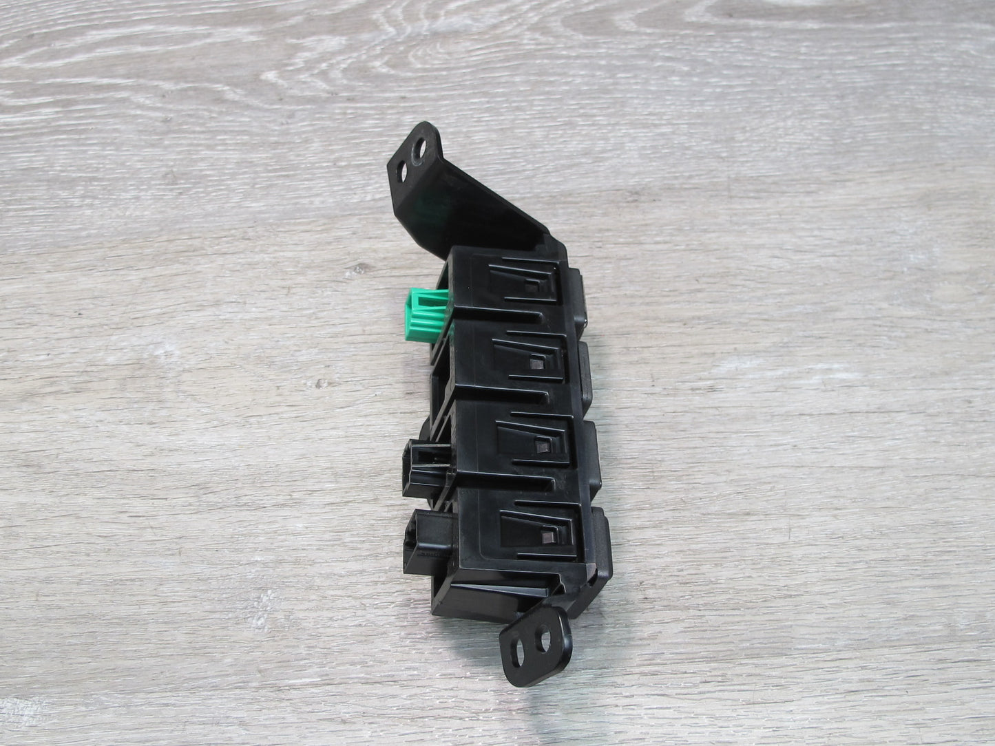 2013-2020 Infiniti JX35 QX60 Traction Control Trunk Power Door Button Switch