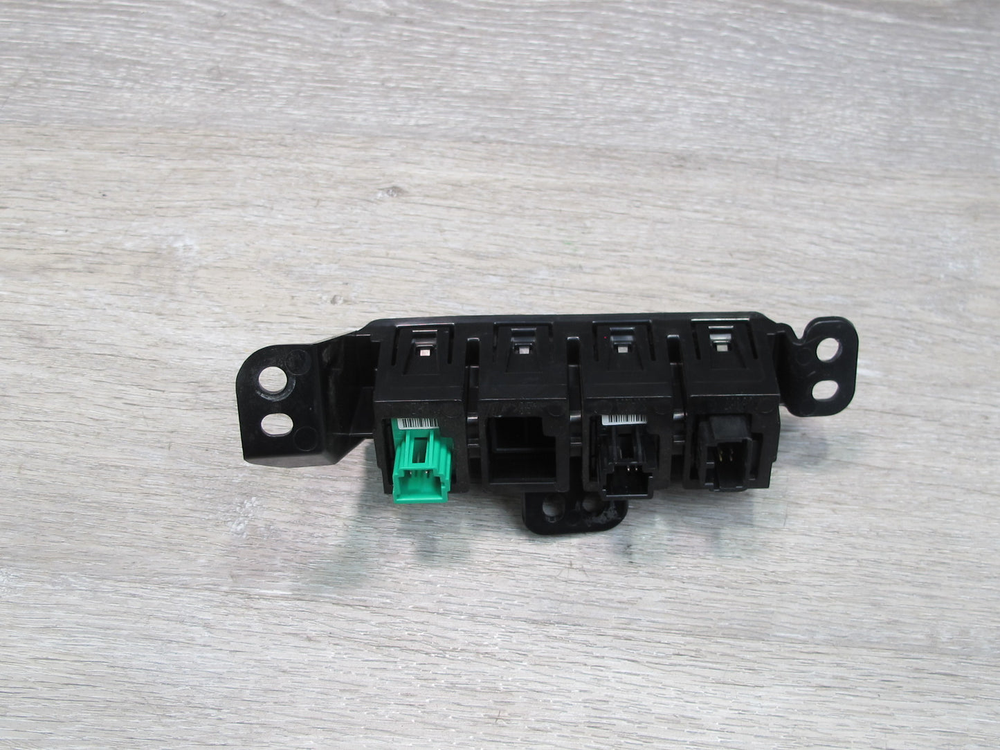 2013-2020 Infiniti JX35 QX60 Traction Control Trunk Power Door Button Switch