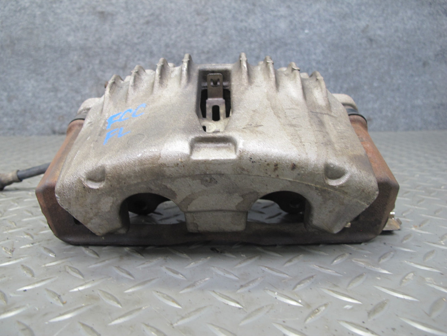 98-02 Chevrolet Camaro Z28 Set of 2 Front Left & Right Brake Caliper OEM