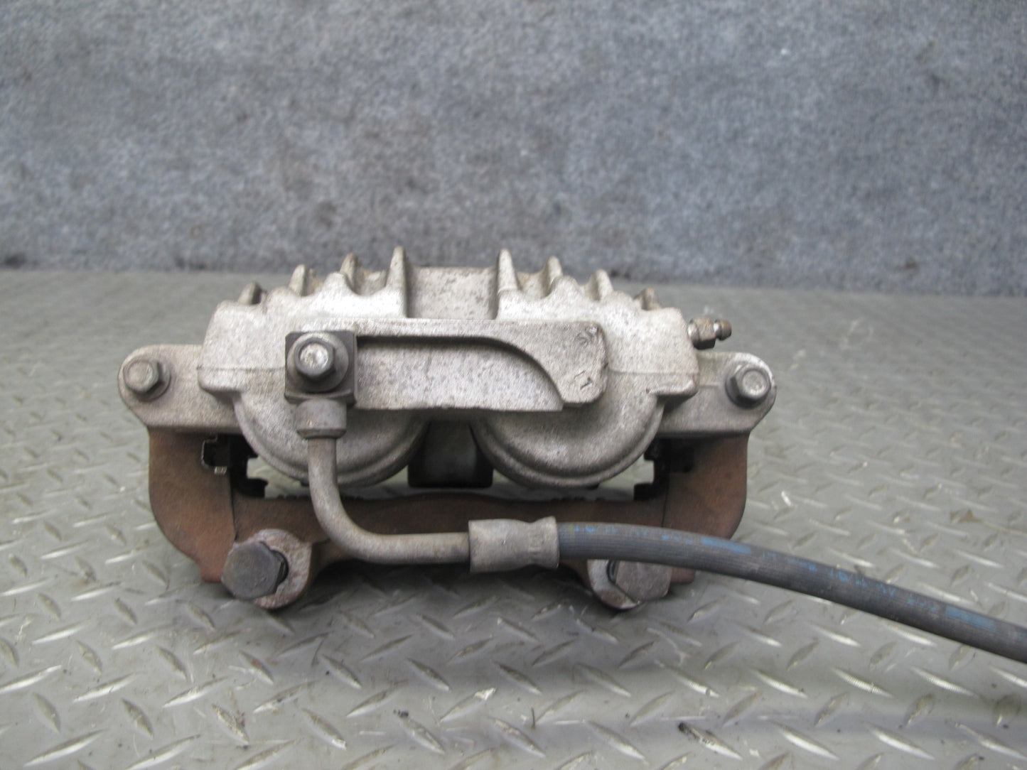 98-02 Chevrolet Camaro Z28 Set of 2 Front Left & Right Brake Caliper OEM