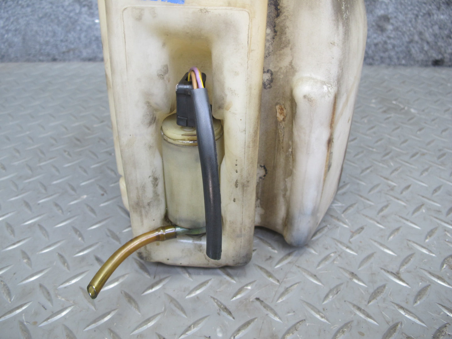 75-85 Mercedes W123 Windshield Washer Fluid Reservoir Tank w Pump OEM