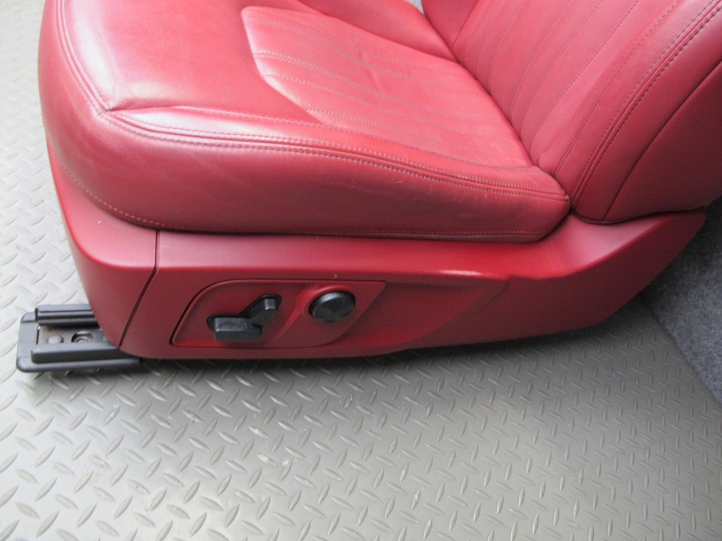 2017-2020 Maserati Levante M161 Front & Rear Left & Right Leather Seat Set RED