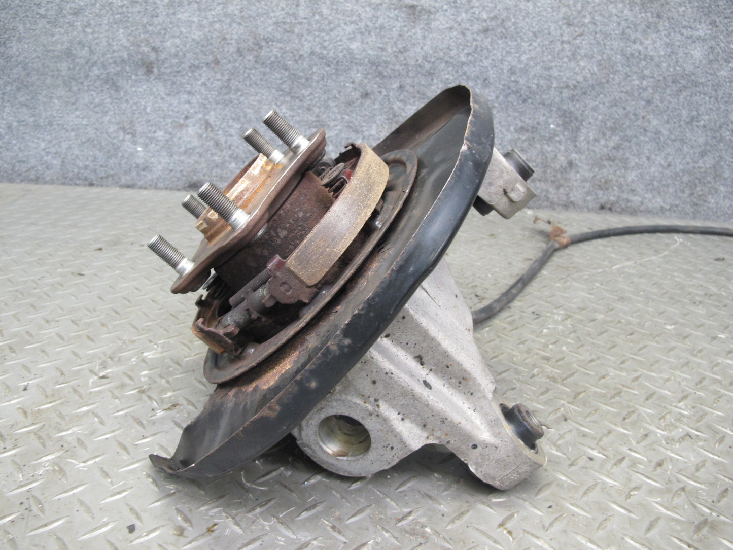13-14 Nissan 370Z Z34 Rear Right Spindle Knuckle Wheel Hub Bearing 89K Miles OEM