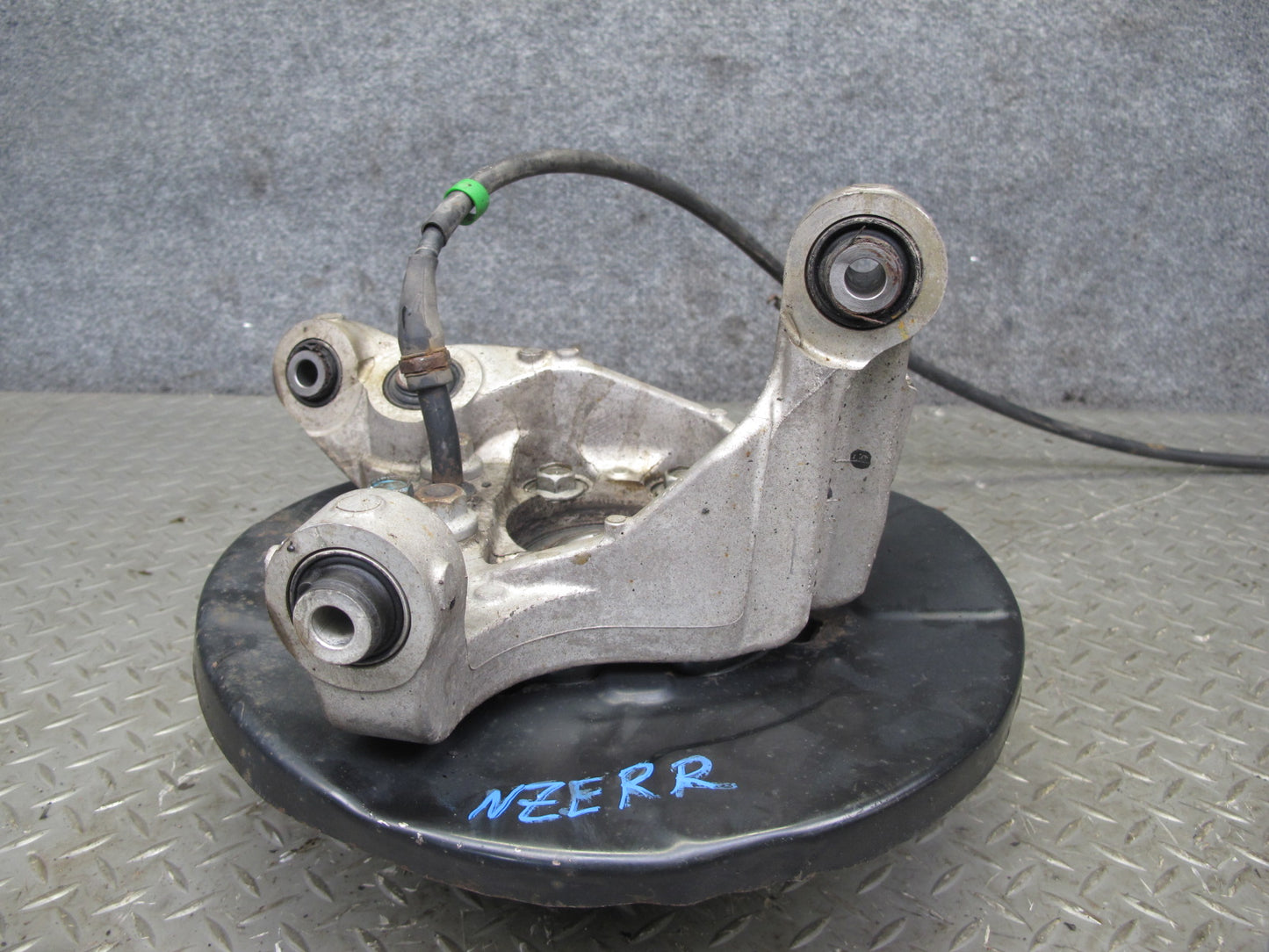13-14 Nissan 370Z Z34 Rear Right Spindle Knuckle Wheel Hub Bearing 89K Miles OEM