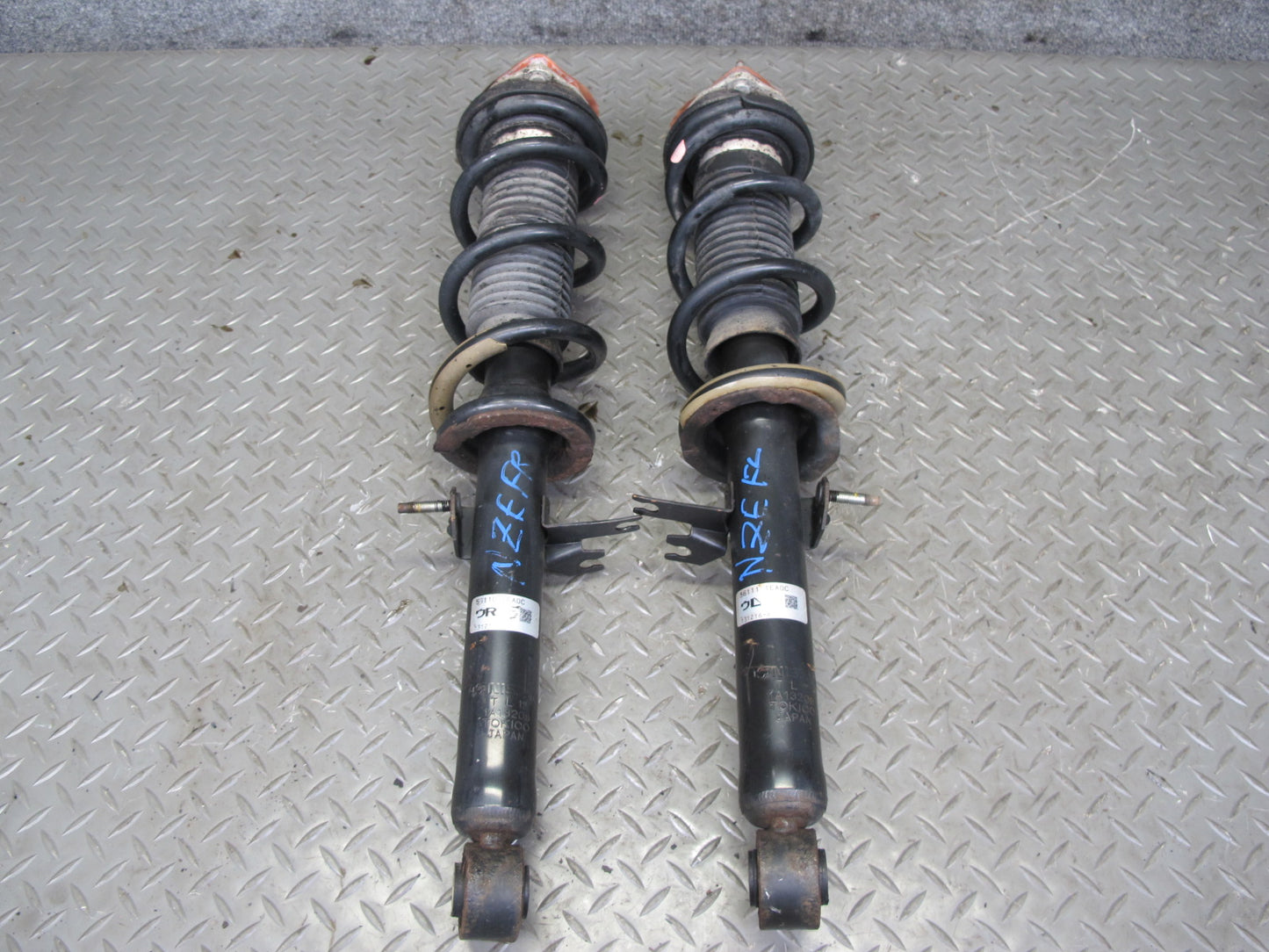 09-14 Nissan Z34 370Z RWD Set of 2 Front Suspension Shock Strut Absorber 89K OEM