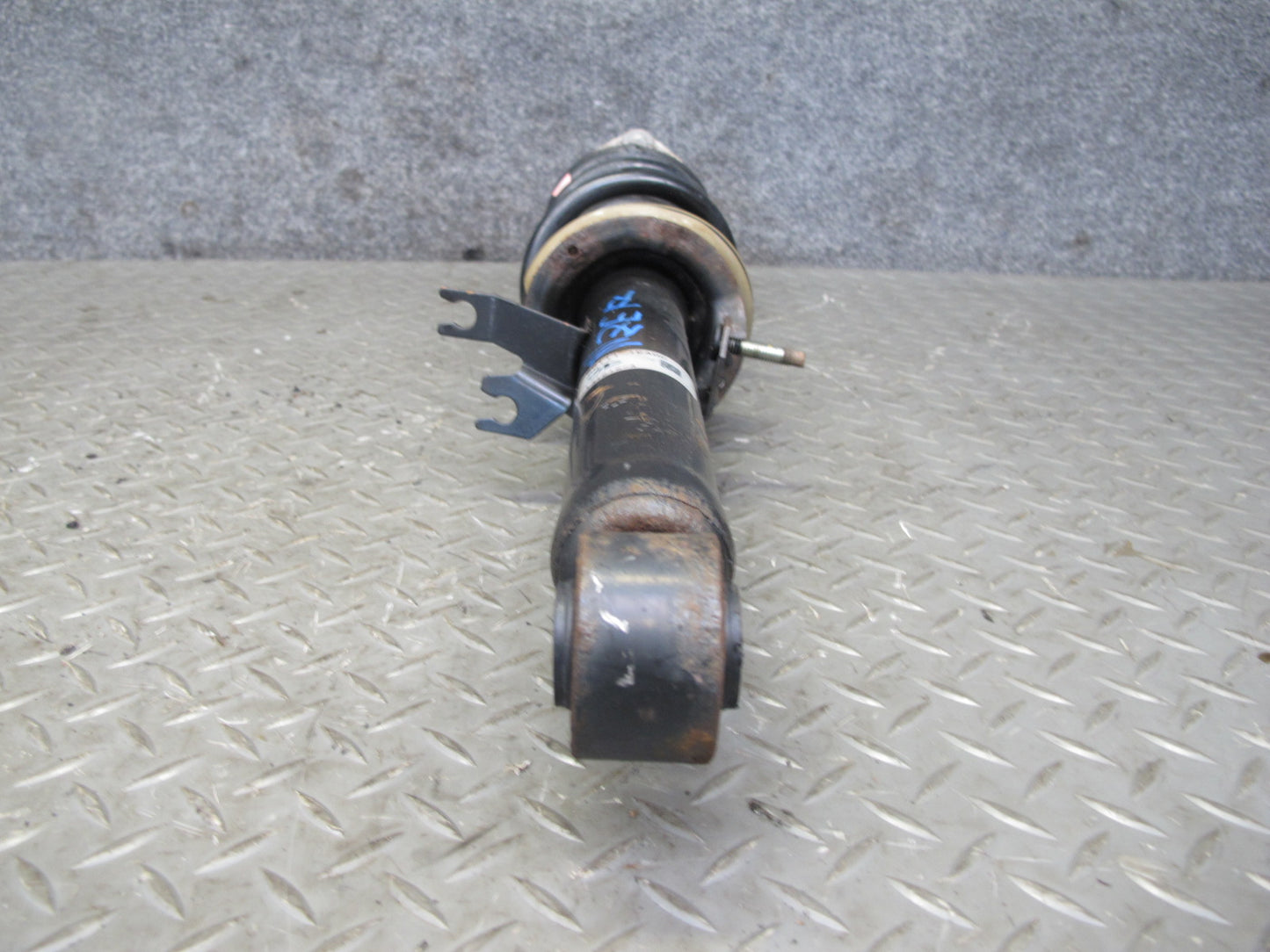 09-14 Nissan Z34 370Z RWD Set of 2 Front Suspension Shock Strut Absorber 89K OEM