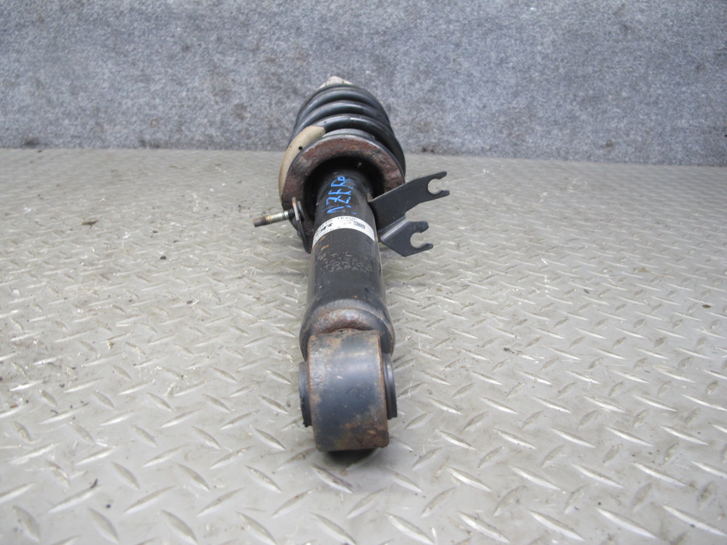 09-14 Nissan Z34 370Z RWD Set of 2 Front Suspension Shock Strut Absorber 89K OEM