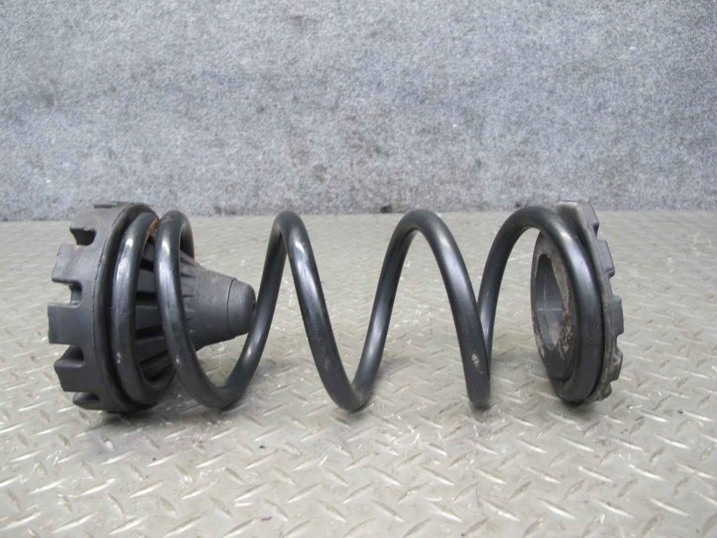 10-14 Nissan Z34 370Z Convertible Set of 2 Rear Suspension Coil Spring OEM