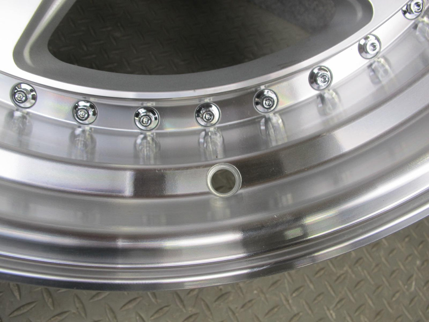 Aodhan DS05 Silver Machined R18" Alloy Wheel Rim 18x10.5J ET17 5x114.3 w Cap OEM