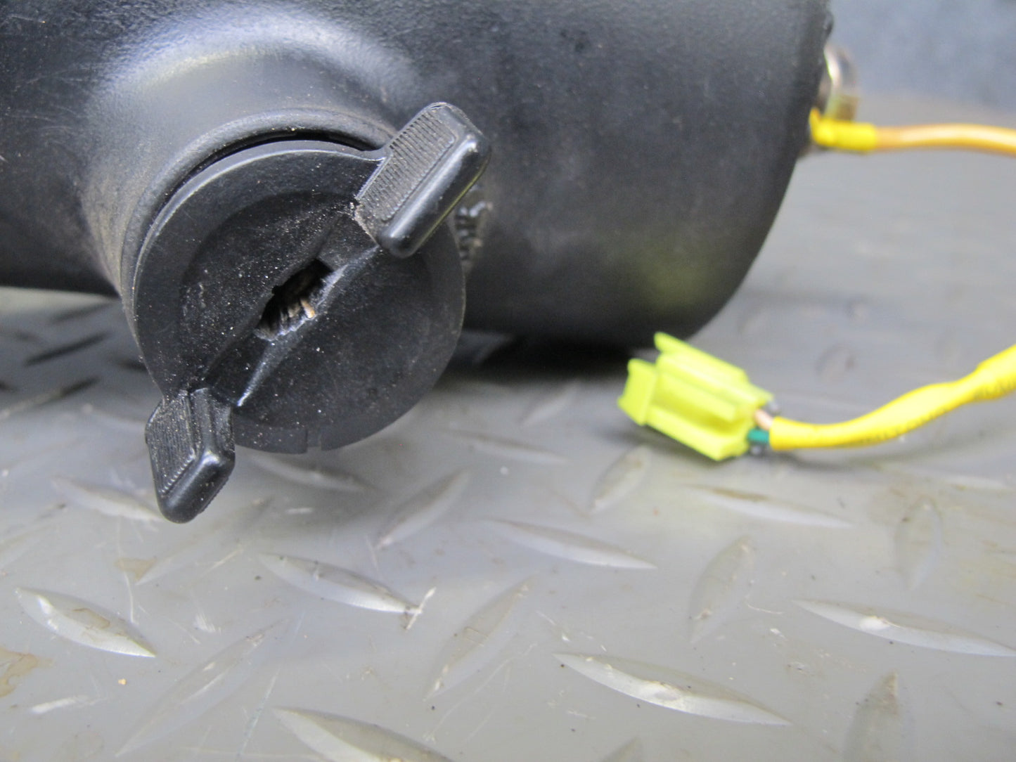 94-98 Chevrolet Camaro A/T Steering Column Door Trunk Glove Lock KEY Set OEM