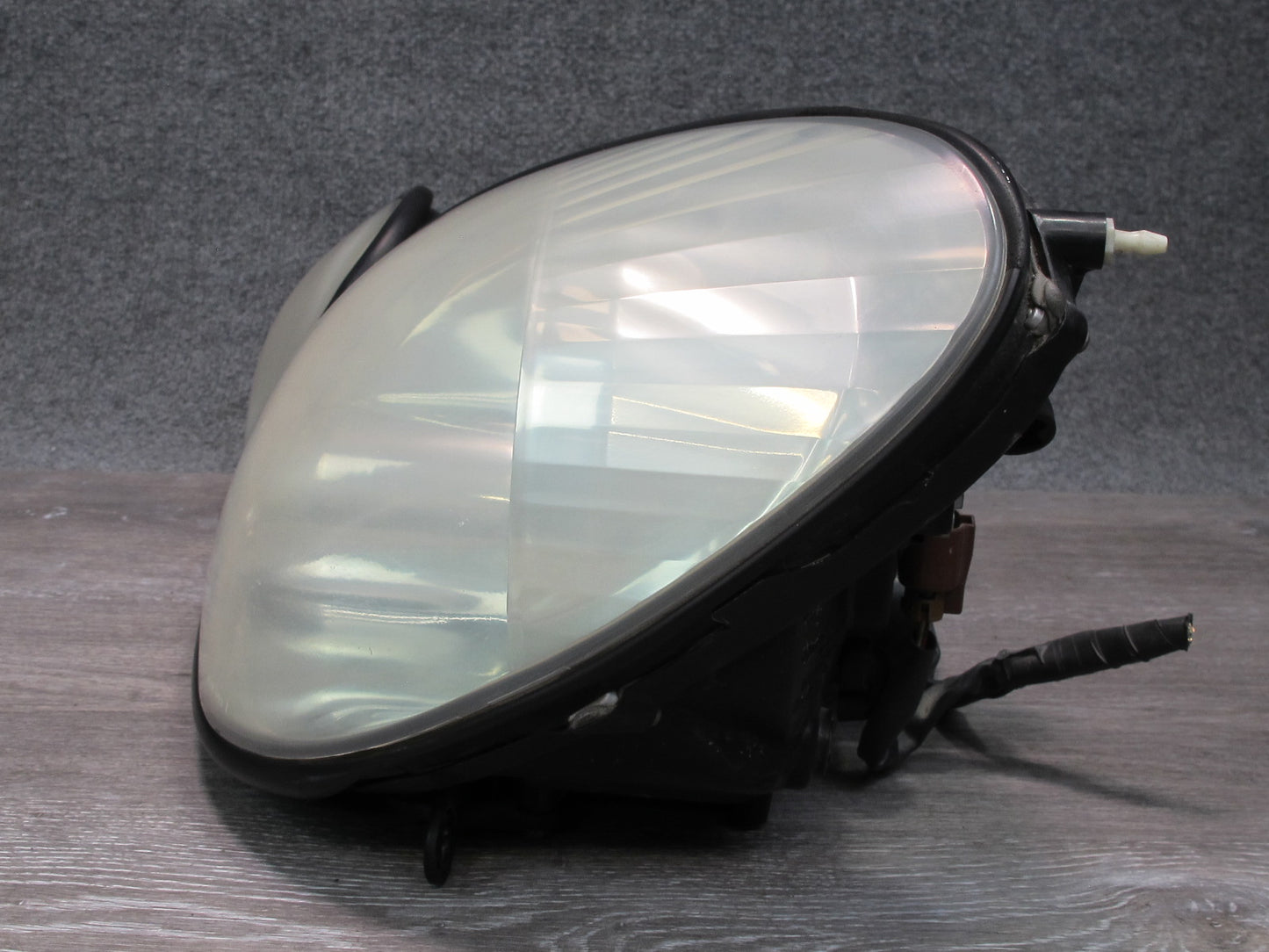 02-05 Lexus JZS160L GS300 GS430 Front Left Halogen Headlight Lamp OEM