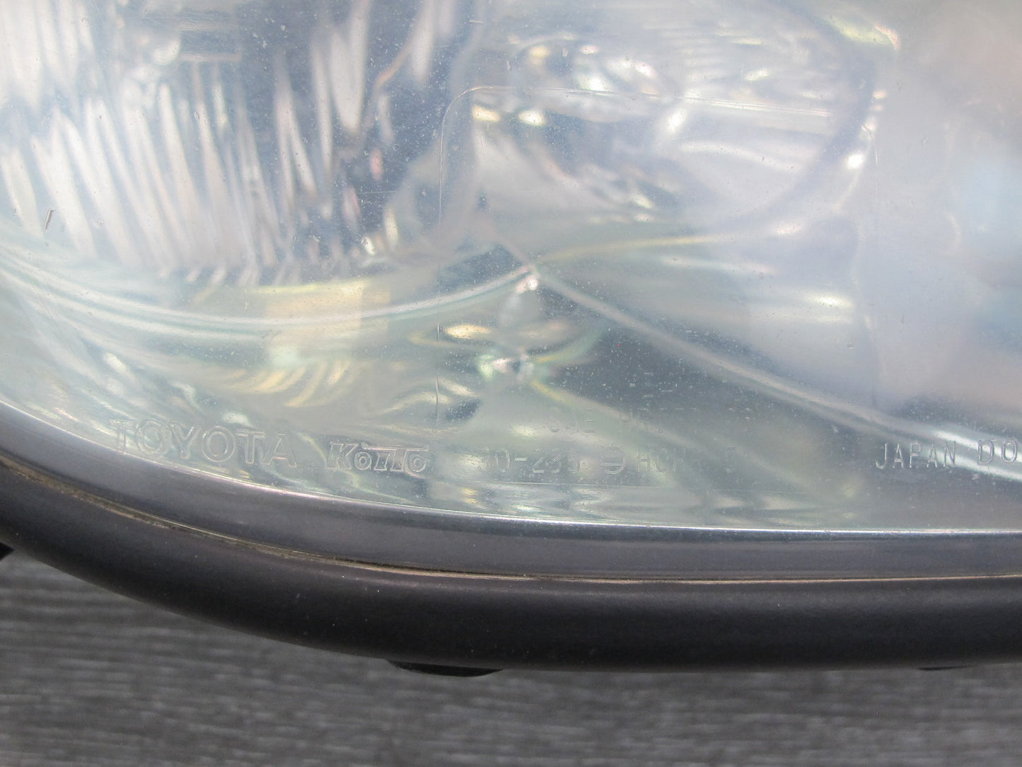 02-05 Lexus JZS160L GS300 GS430 Front Right Halogen Headlight Lamp OEM