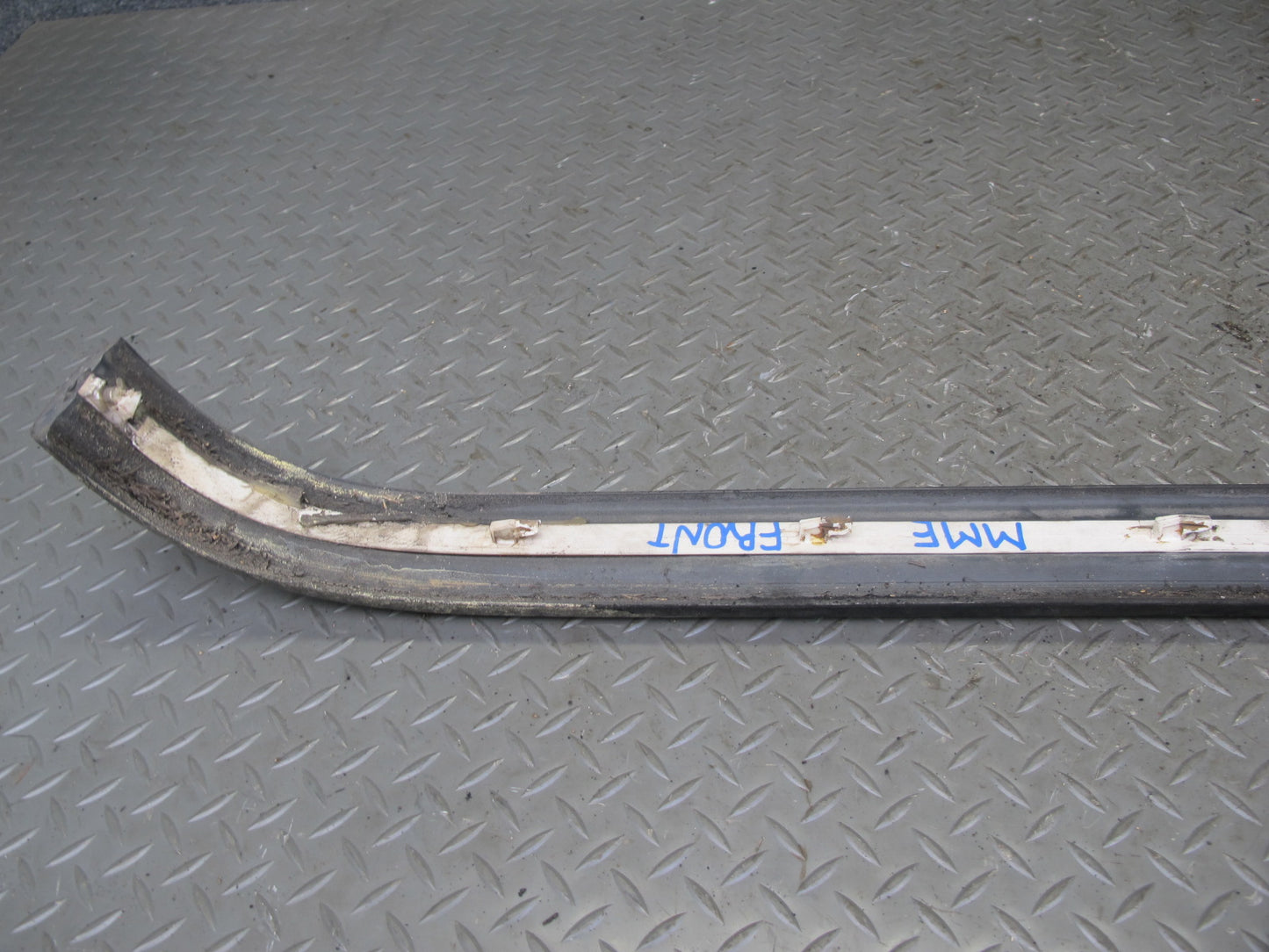 77-85 Mercedes W123 Front Bumper Impact Strip Rubber Trim Cover Pad Set OEM