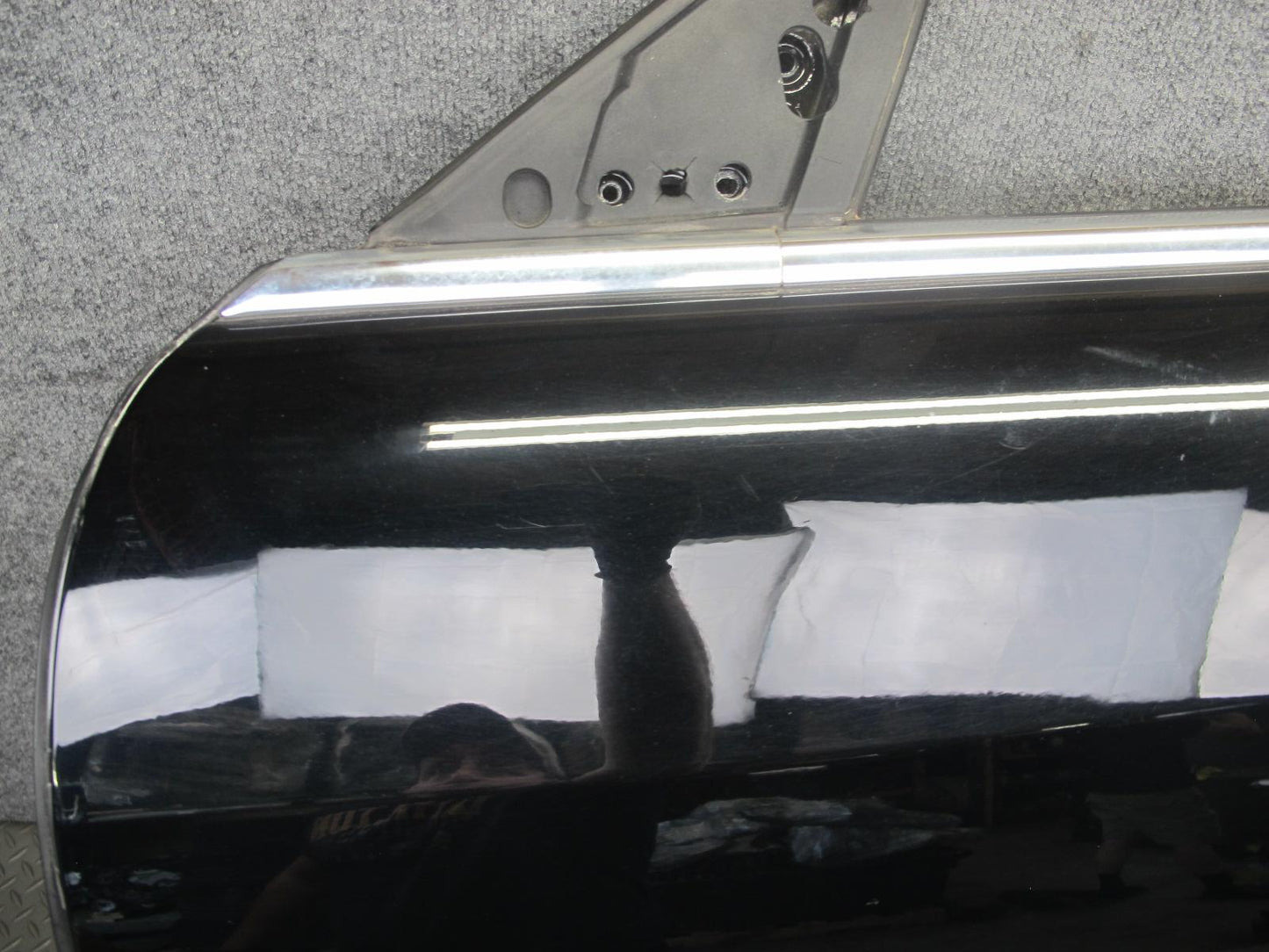 2017-2020 Maserati Levante M161 Front Left Door Shell Panel Black