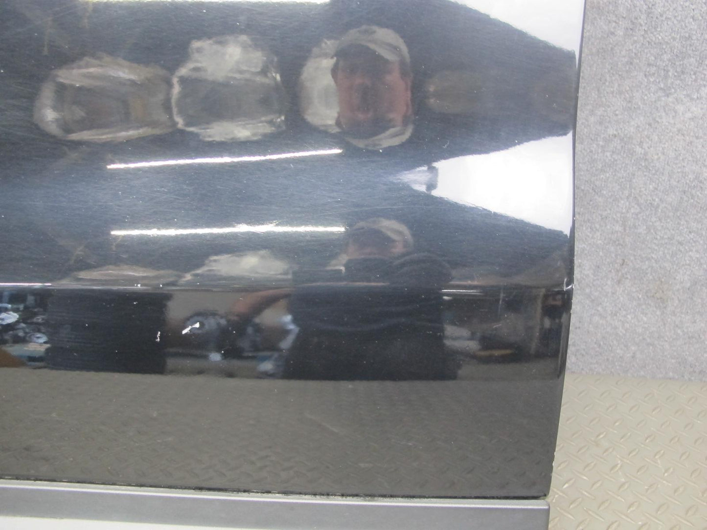 2017-2020 Maserati Levante M161 Front Left Door Shell Panel Black