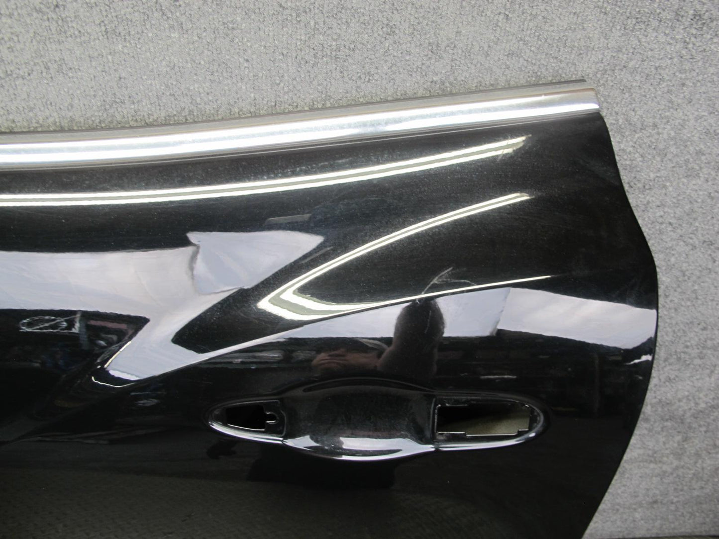 2017-2020 Maserati Levante M161 Rear Left Door Shell Panel Black
