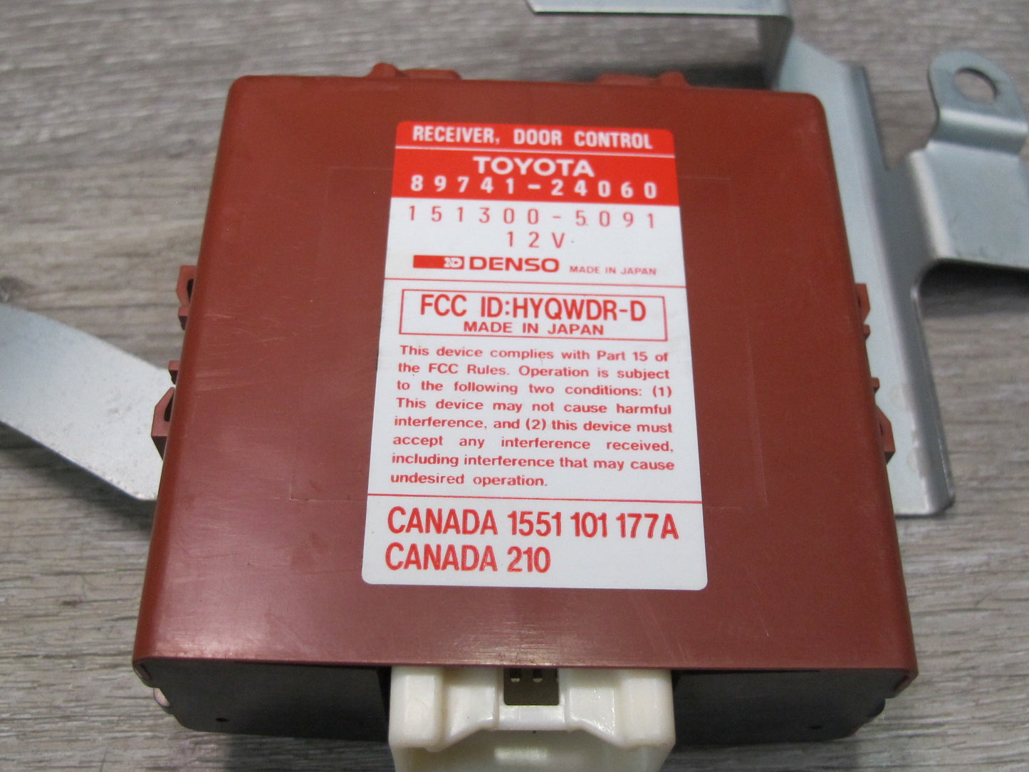 1996 Lexus UZZ30L SC300 SC400 Receiver Door Control Module 89741-24060 OEM