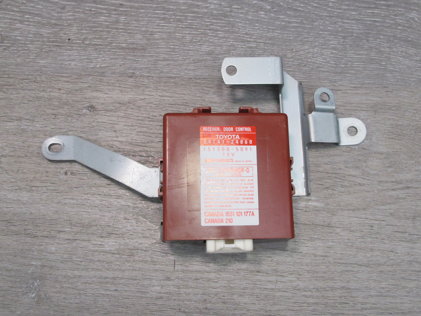 1996 Lexus UZZ30L SC300 SC400 Receiver Door Control Module 89741-24060 OEM