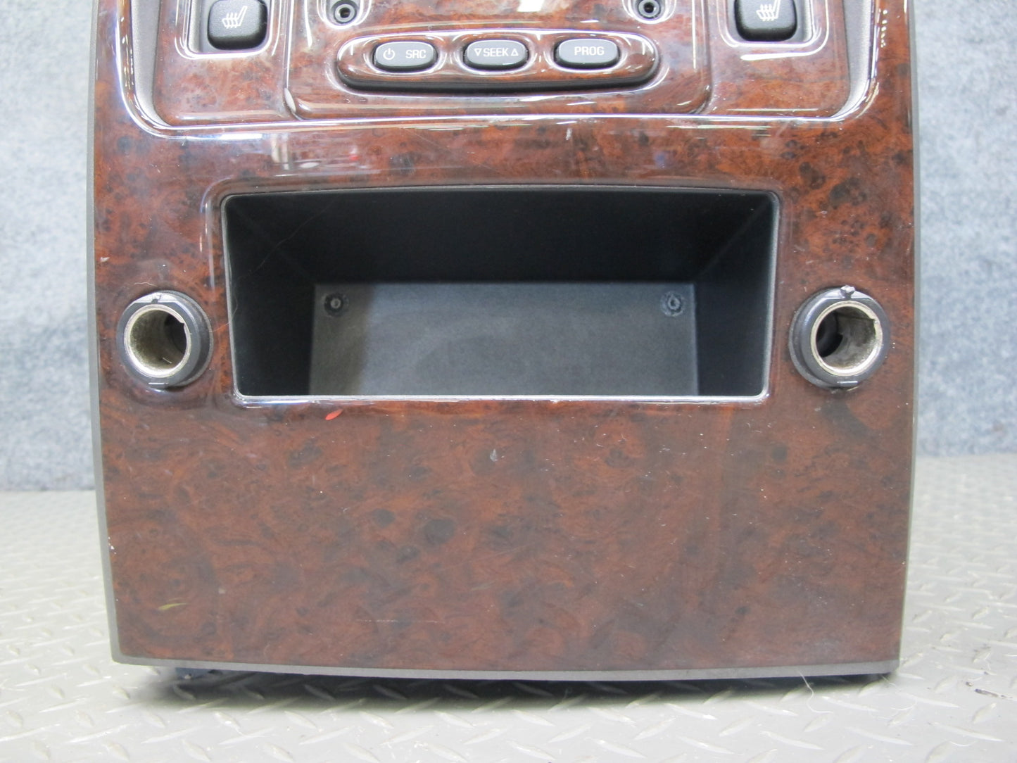 2003-2006 Hummer H2 Front Center Console Trim Cover Panel W/ Armrest