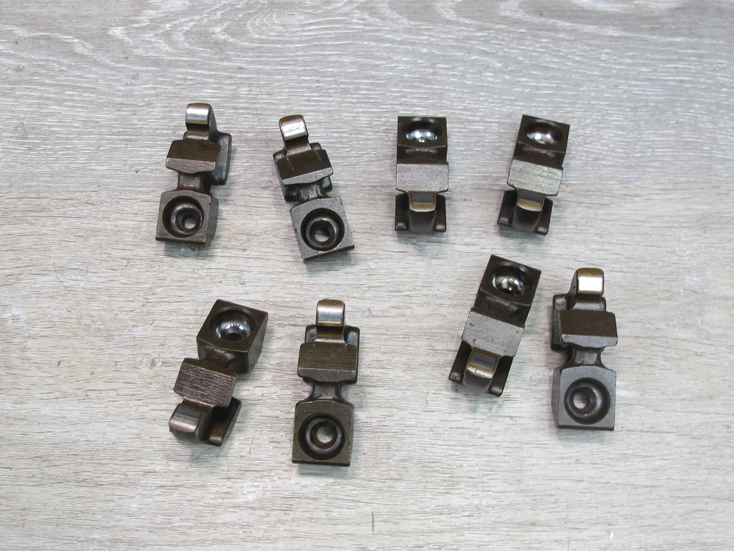 86-91 Mercedes 560SEC 560SEL M117 Rocker Arm & Valve Adjust Shim Set Left OEM